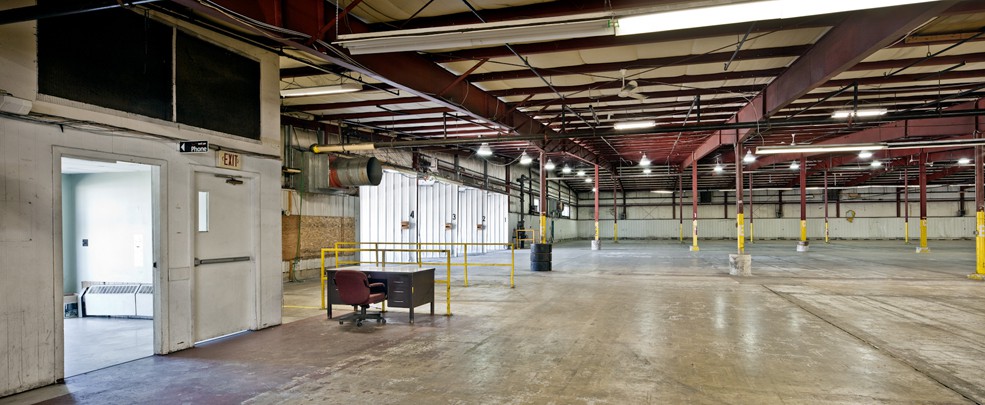 Warehouse space from 1,000 sq ft up to 100,000 sq ft minutes from I95